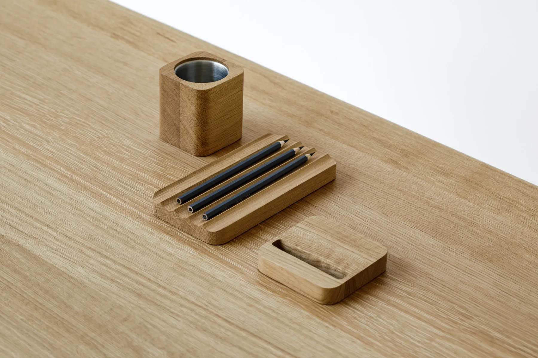 Pen Tray (OakyBlocks)