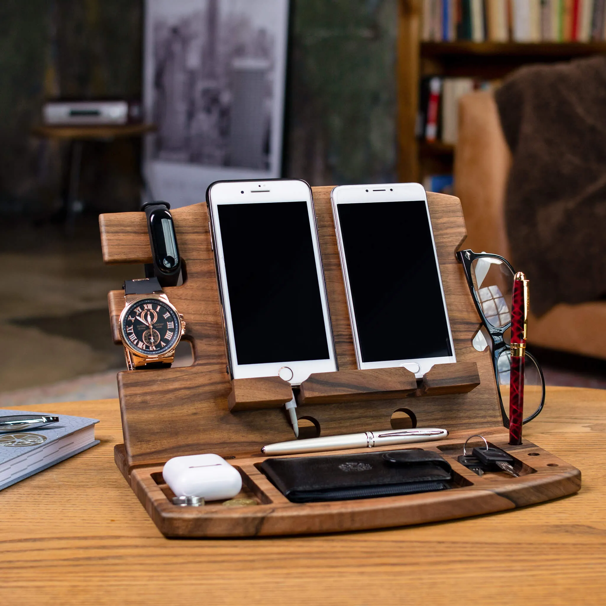 Wood Charging Station for Multiple Devices and Organizer